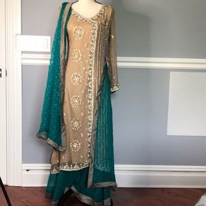 Pakistani/Indian/Desi Sharara